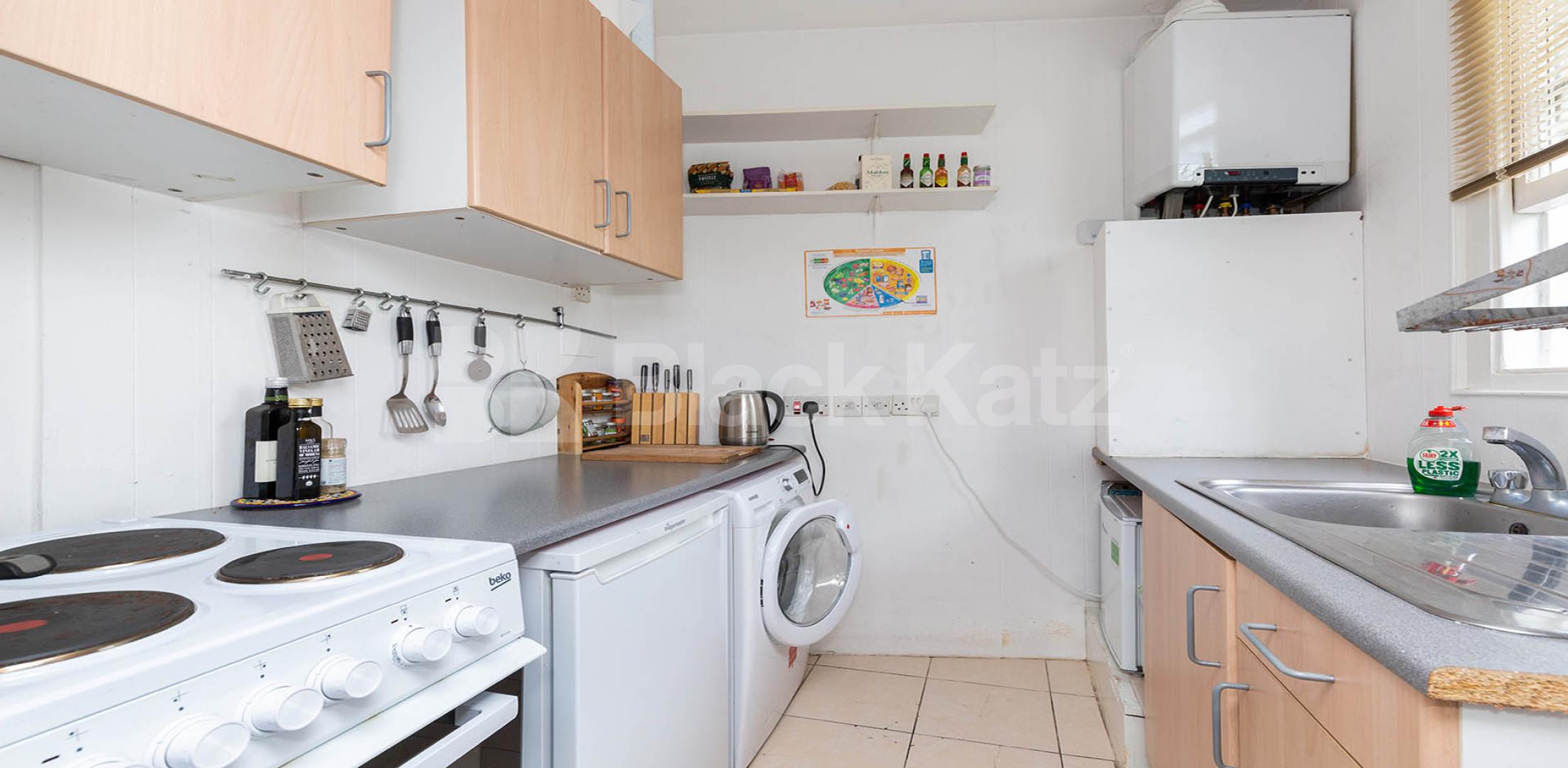 			Studio Apartment, 1 bath, 1 reception Studio			 Cromwell Avenue, HIGHGATE